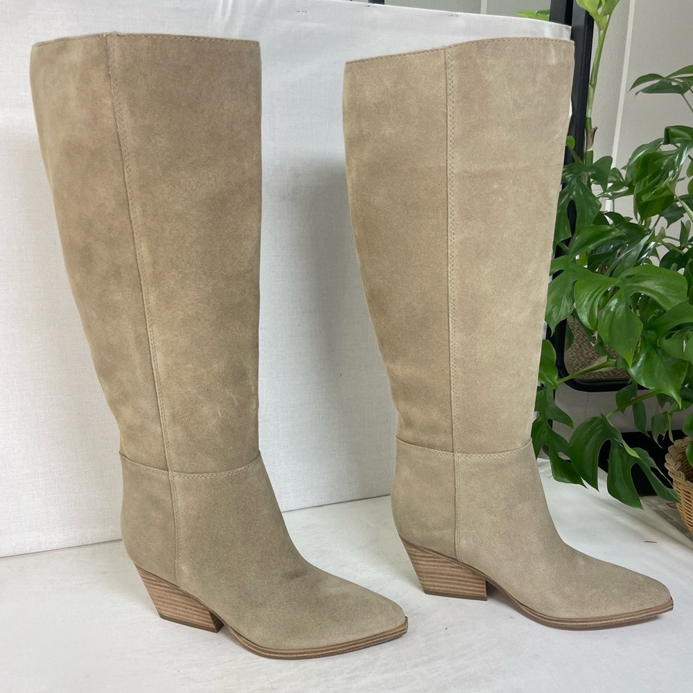 Marc Fisher Challi Pointed Toe Knee High Boot (Women) suede 6M - Picture 5 of 11